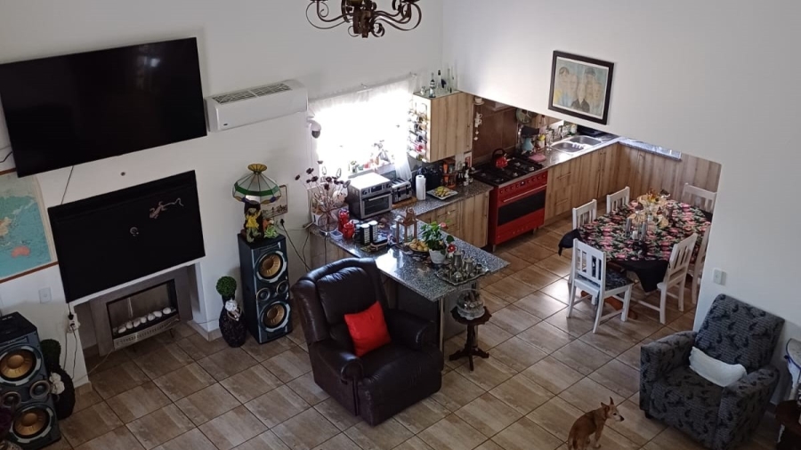 3 Bedroom Property for Sale in Harbour Lights Western Cape